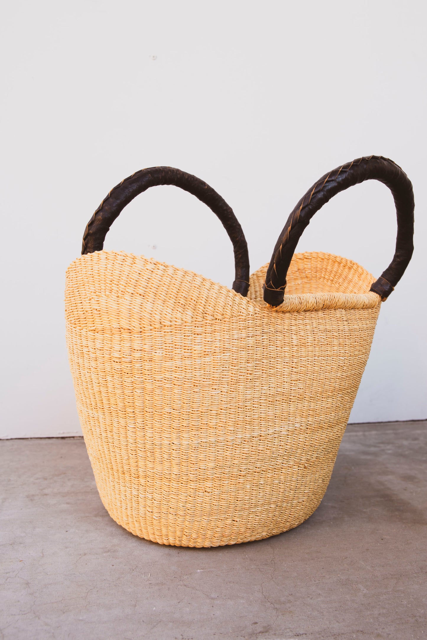Elephant Grass Shopper with Leather Handle - Brown